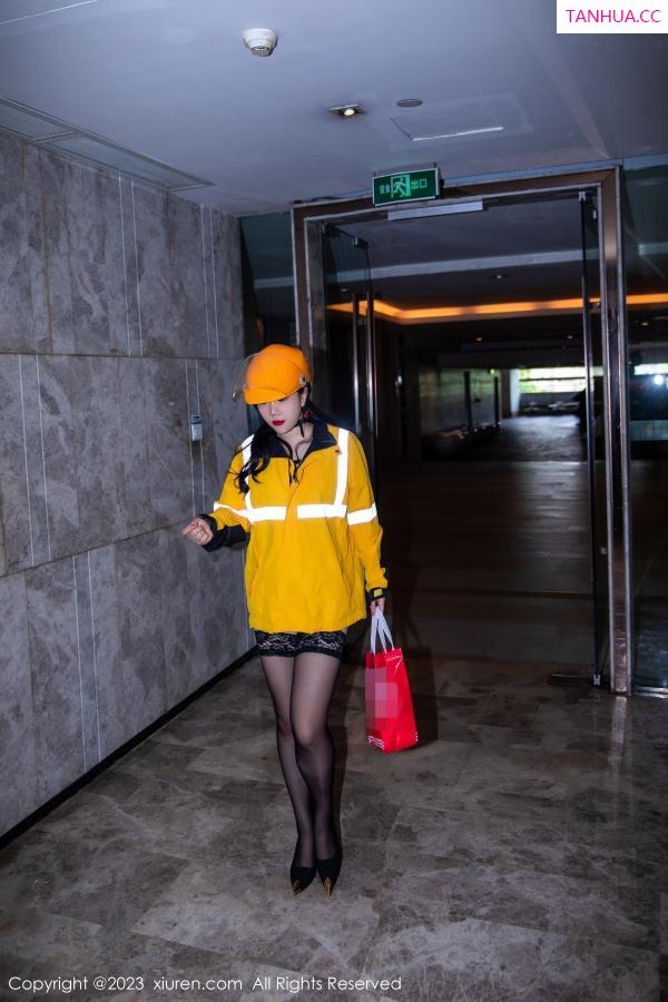 王格 王婉悠 [XiuRen]高清写真图 2023.07.18 No.7093 王婉悠Queen 情趣黑丝第9张图片